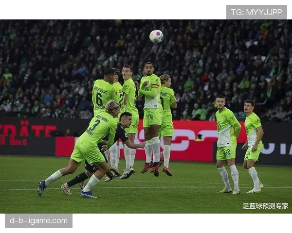 格纳布里无球跑动彰显战术智慧,状态回升助球队全力争胜 格纳布里无球跑动彰显战术智慧,状态回升助球队全力争胜