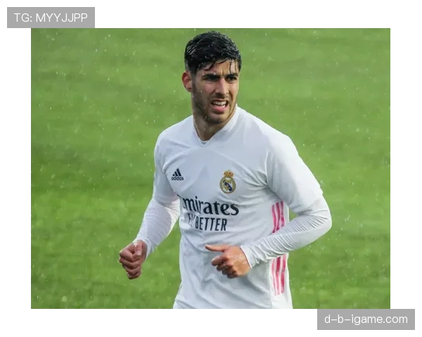 卡卡助攻再创纪录，中场传奇展现非凡稳定性