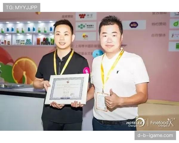 唐佳豪训练完顺手买了块表，价格够我交十年房租